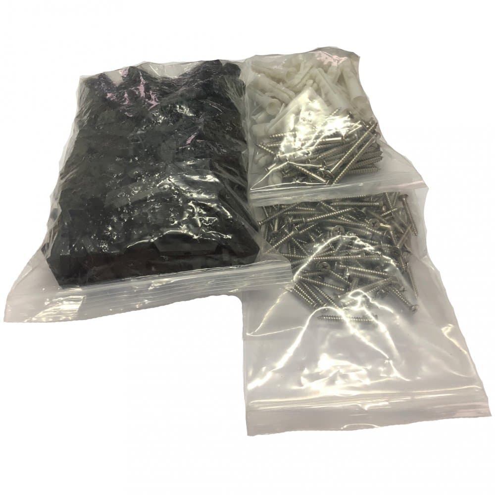 Skruvar och fästen för montering av komposittrall