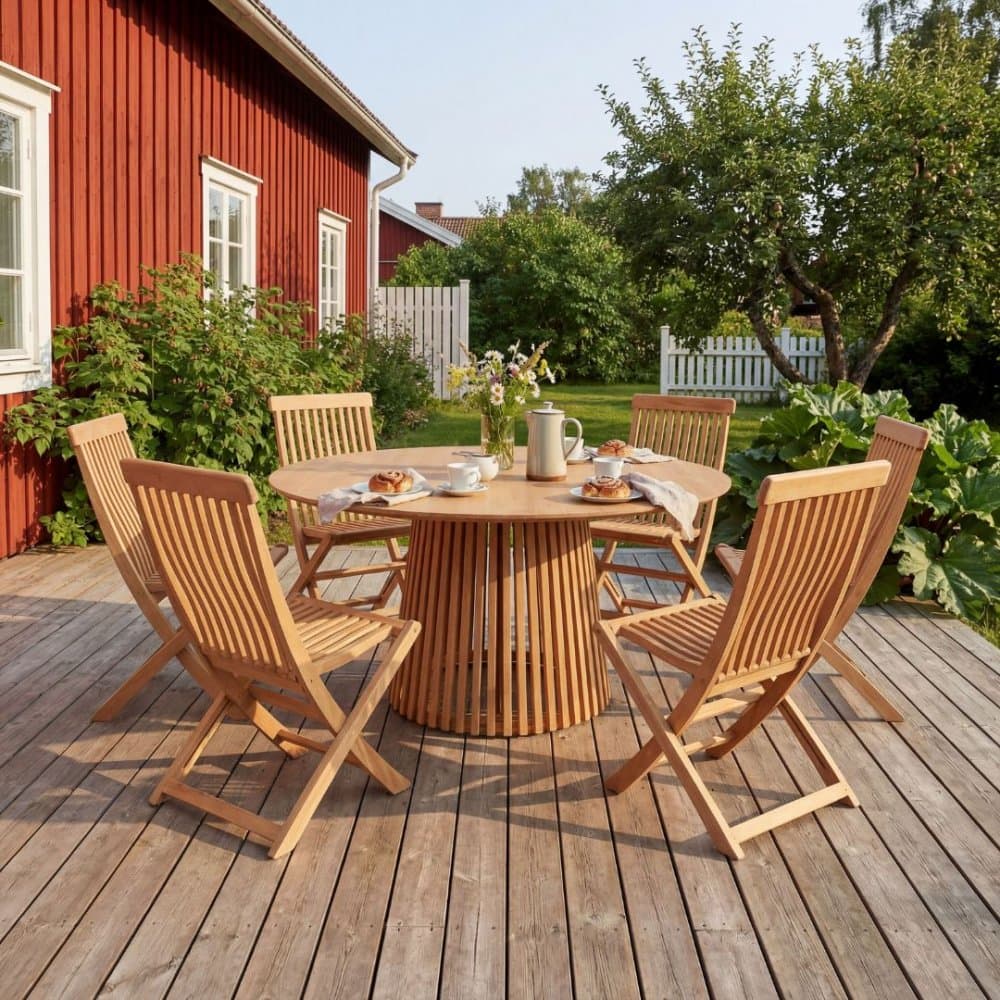Matgrupp med 6 stolar och stort runt bord | Högmarsö