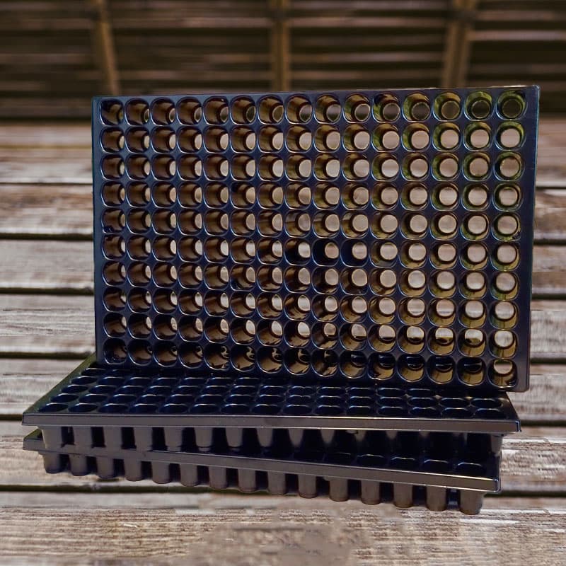 Pluggbrätte 150 celler, rund, 33x51 cm, Ø30 mm, djup 43 mm, 100% återvunnet material, 3 st.