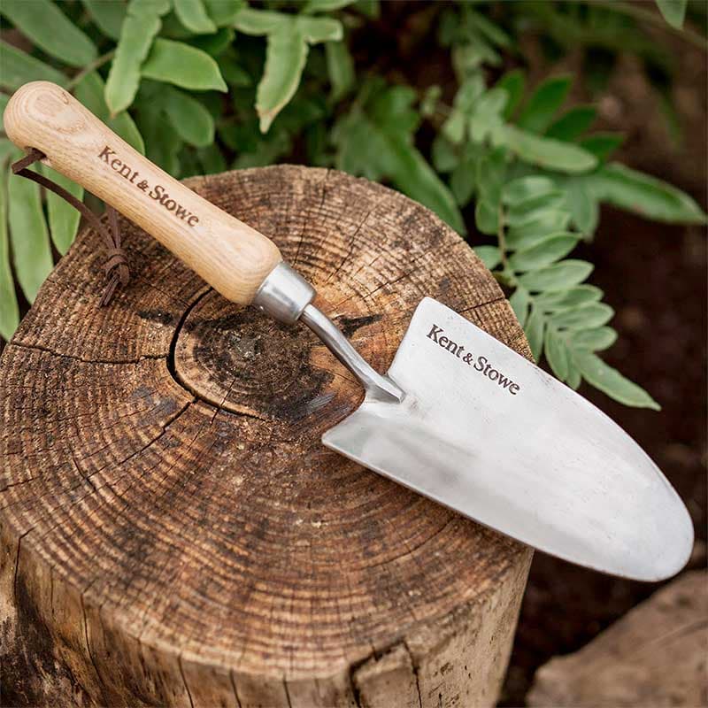 Planteringsspade Hand Trowel, 320 mm rostfritt stål med askhandtag. Traditionell design
