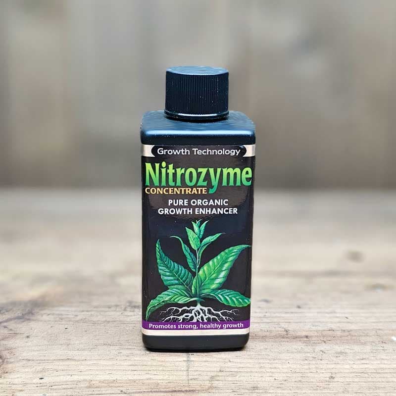 Nitrozyme, koncentrat, naturligt extrakt, havsväxter, mikronäringsämnen, näringsbevattning, bladgödsling.