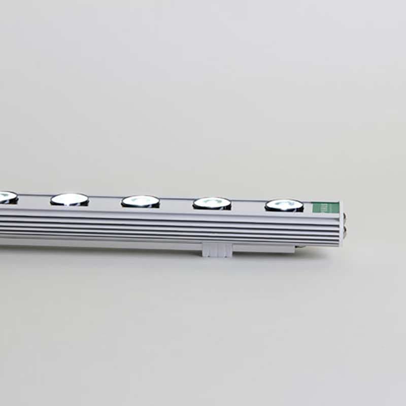 Växtbelysning Led SPOT-120, 60 W, 12 dioder, dimbar, kallvitt ljus, 1300 umol@100mm, IP 54, livslängd > 50 000 h.